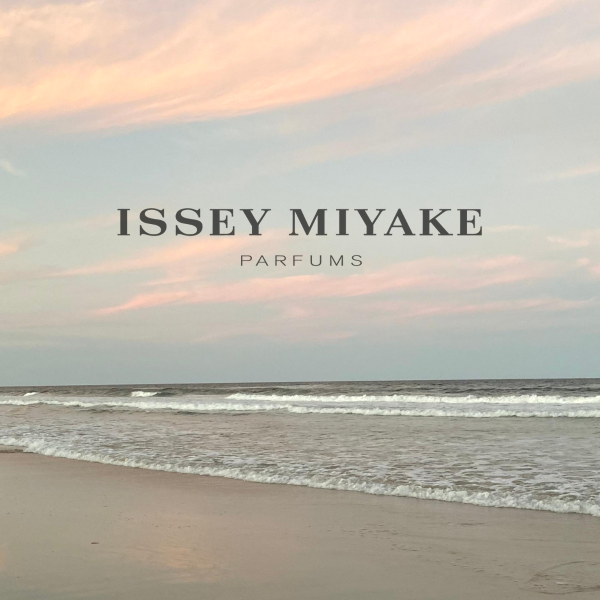 ISSEY MIYAKE